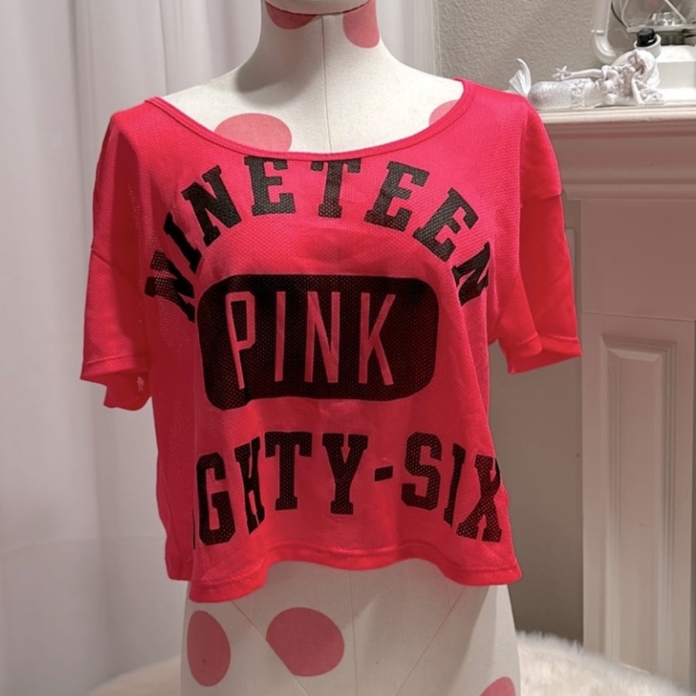 Victoria’s Secret PINK Crop Top